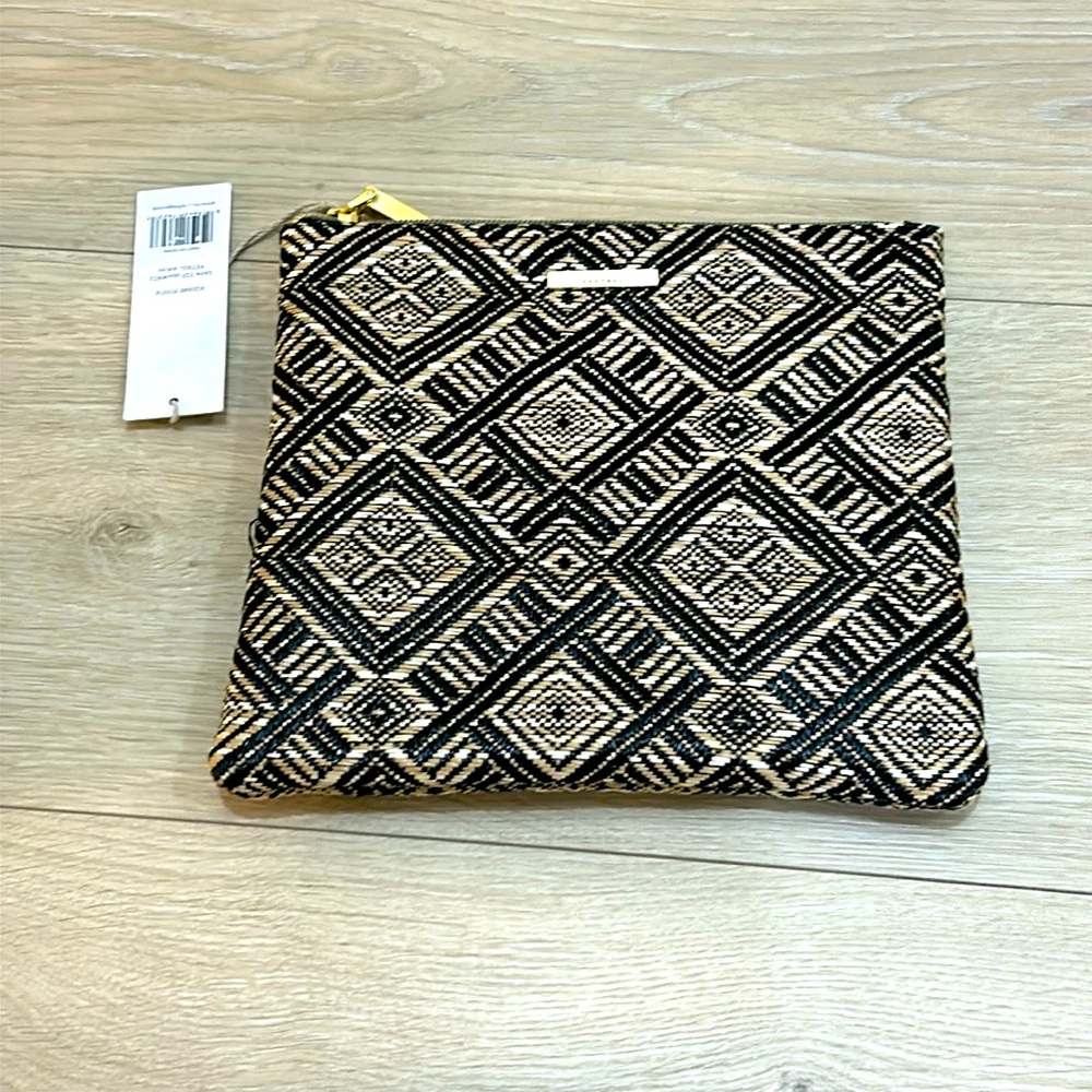 NWT Clutch by Kestrel